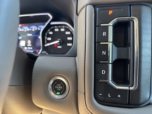 Used 2021 GMC Yukon Denali w/ Denali Ultimate Package image 27