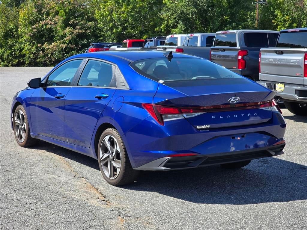 Used 2023 Hyundai Elantra SEL w/ Convenience Package FWD image 24