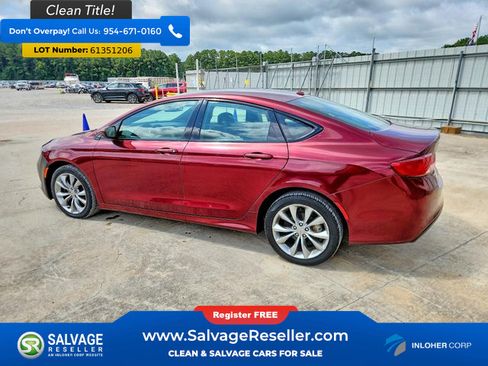 Used 2015 Chrysler 200 S FWD image 3