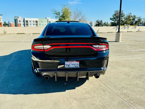 Used 2022 Dodge Charger Scat Pack RWD image 45