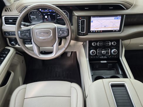 Used 2021 GMC Yukon XL Denali w/ Denali Ultimate Package image 20