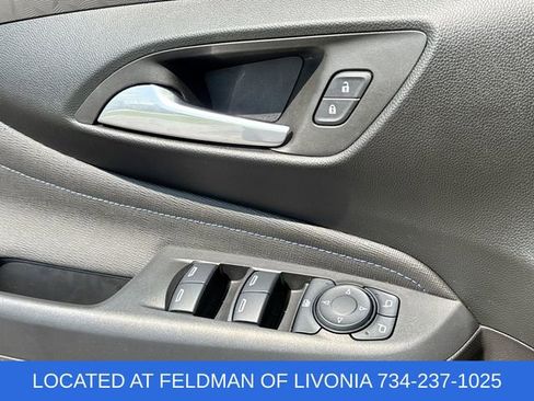 Certified 2025 Buick Envista Sport Touring w/ Convenience I Package FWD image 21