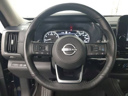 Used 2022 Nissan Pathfinder SL image 18