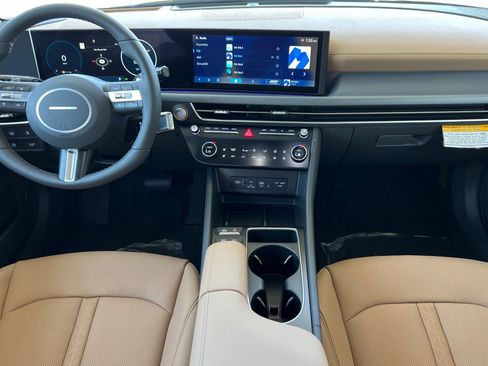 New 2025 Hyundai Sonata Limited image 11