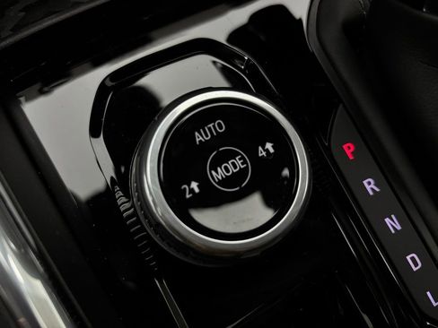 New 2026 GMC Canyon Elevation w/ Convenience Package image 26