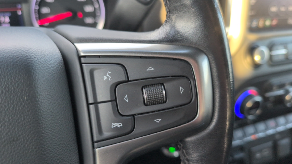 Used 2021 Chevrolet Silverado 1500 LT Trail Boss w/ Convenience Package II AWD/4WD image 16