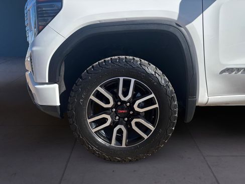 Used 2024 GMC Sierra 1500 AT4 w/ Technology Package image 14