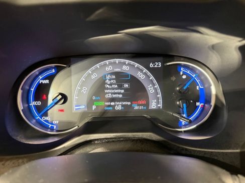 Certified 2025 Toyota RAV4 LE AWD/4WD image 26