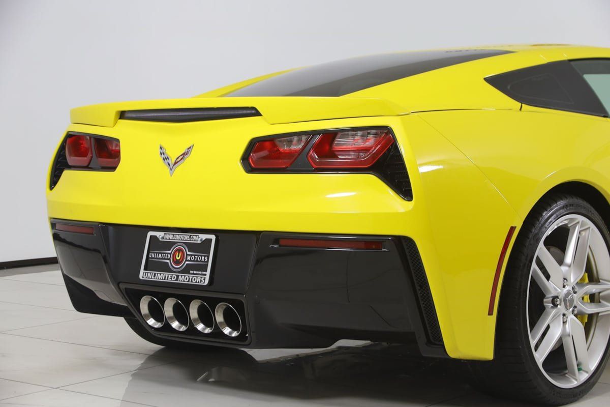 Used 2015 Chevrolet Corvette Stingray Coupe w/ ZF1 Appearance Package RWD image 42