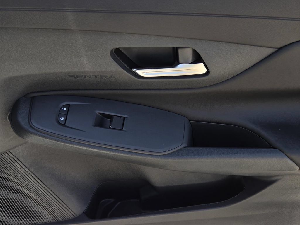 New 2027 Nissan Sentra S w/ Floor Mat Package FWD image 8