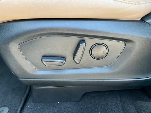 Used 2023 Ford Explorer XLT w/ Equipment Group 202A AWD/4WD image 6