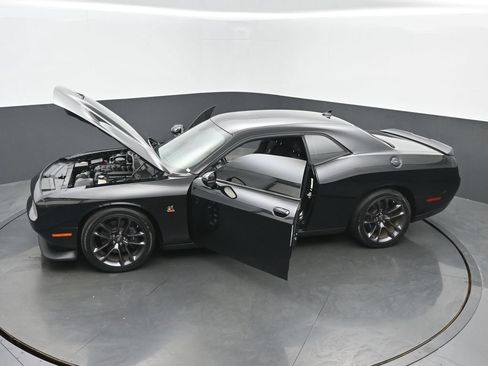 Used 2022 Dodge Challenger R/T Scat Pack RWD image 58