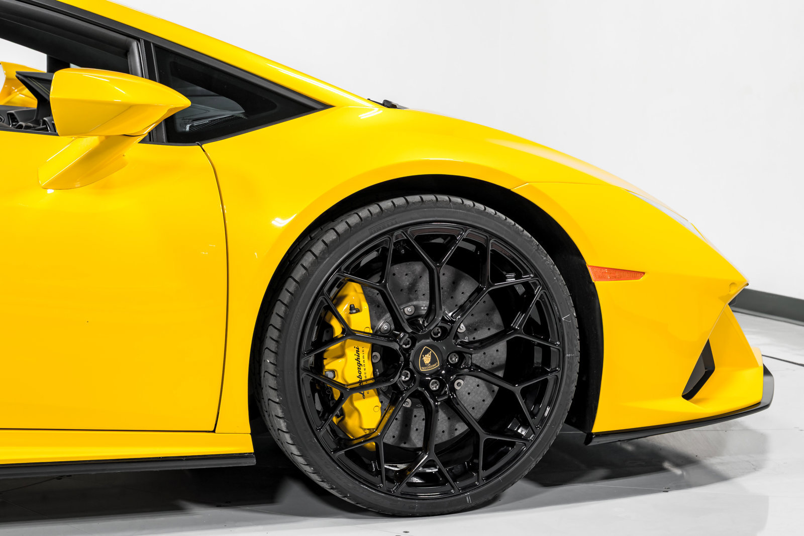 Used 2024 Lamborghini Huracan EVO AWD/4WD image 52