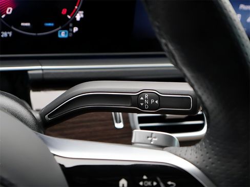 Certified 2025 Mercedes-Benz GLS 580 4MATIC image 36