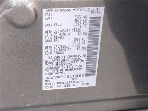 Used 2014 Nissan Rogue SV image 23