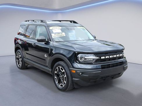 Certified 2023 Ford Bronco Sport Outer Banks AWD/4WD image 9