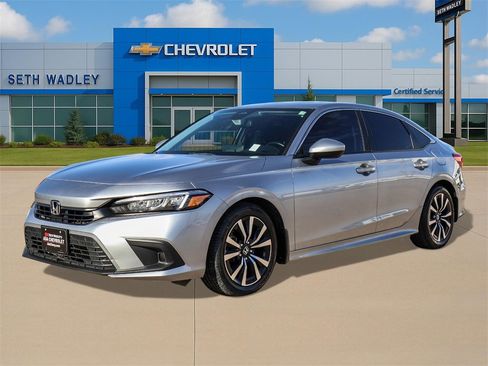 Used 2022 Honda Civic EX image 3