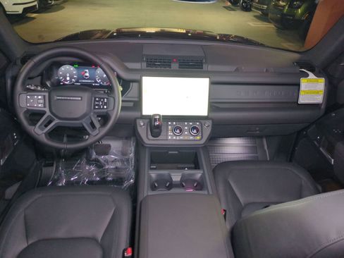 New 2026 Land Rover Defender 110 X-Dynamic SE AWD/4WD image 26