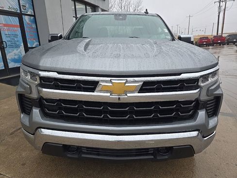 Used 2025 Chevrolet Silverado 1500 LT AWD/4WD image 18