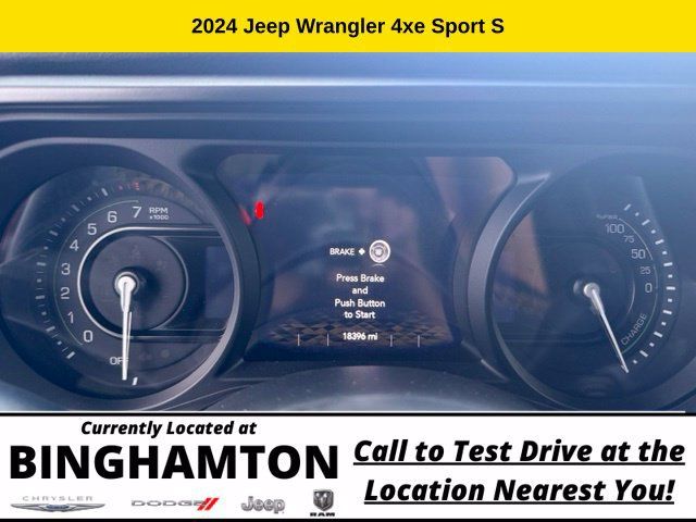 Used 2024 Jeep Wrangler Unlimited w/ Convenience Group AWD/4WD image 9