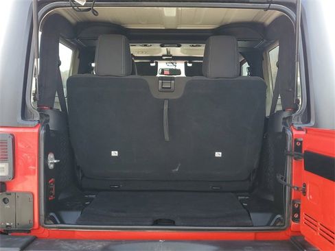 Used 2017 Jeep Wrangler Rubicon w/ Dual Top Group image 23