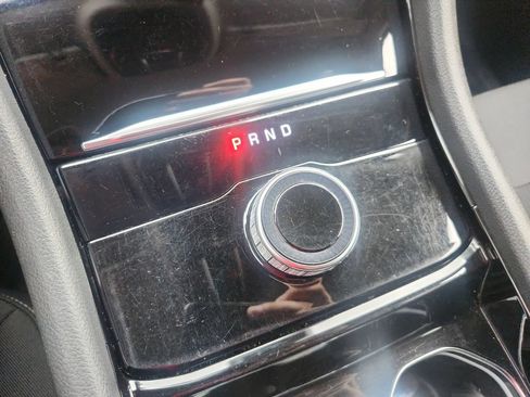 Used 2022 Jeep Grand Cherokee L Laredo w/ Luxury Tech Group I AWD/4WD image 23