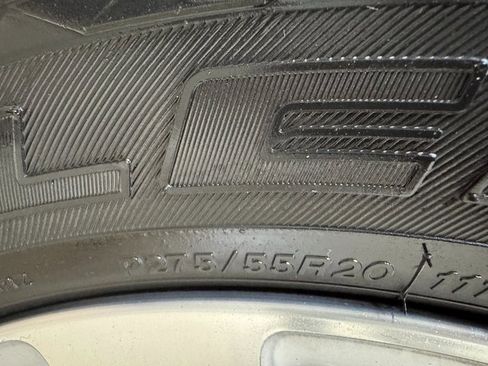 Used 2016 Toyota Sequoia Platinum image 27