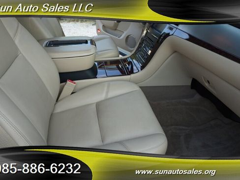 Used 2014 Cadillac Escalade Premium RWD image 22