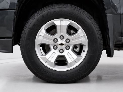 Used 2017 Chevrolet Silverado 1500 LT w/ All Star Edition AWD/4WD image 8
