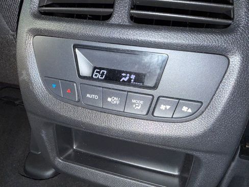 Used 2018 Honda Pilot EX image 39