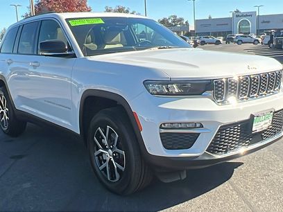New 2025 Jeep Grand Cherokee Limited w/ Luxury Tech Group II