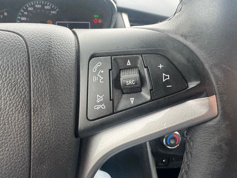 Used 2019 Chevrolet Trax LT w/ LT Convenience Package image 19