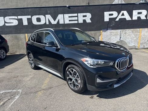 Used 2021 BMW X1 xDrive28i w/ Convenience Package AWD/4WD image 3