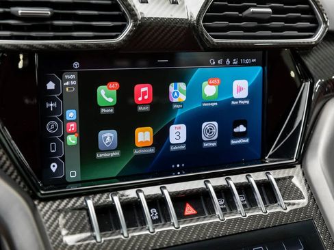 Used 2023 Lamborghini Urus S image 37