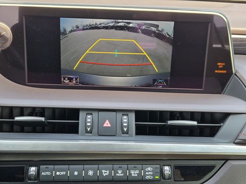 Used 2019 Lexus ES 350 w/ Premium Package image 24