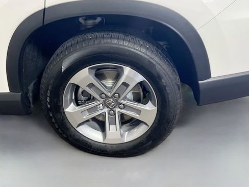 Used 2025 Honda Pilot EX-L image 26