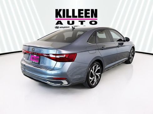 Certified 2025 Volkswagen Jetta SEL FWD image 7