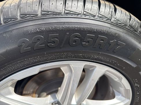 Used 2019 GMC Terrain SLE image 32