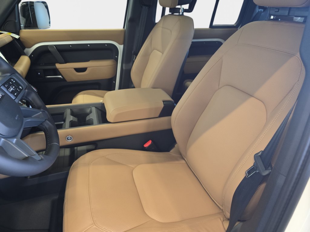 New 2026 Land Rover Defender 110 X-Dynamic SE AWD/4WD image 12