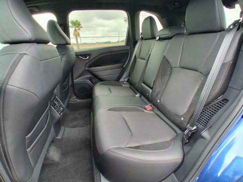 New 2026 Subaru Forester Touring AWD/4WD image 17