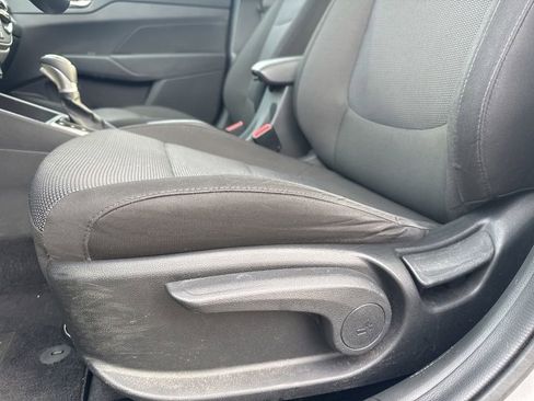 Used 2021 Hyundai Accent SEL image 15