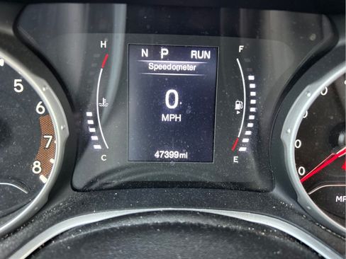 Certified 2020 Jeep Compass Latitude FWD image 16