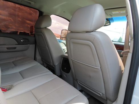 Used 2013 Chevrolet Silverado 2500 LTZ w/ LTZ Plus Package image 44