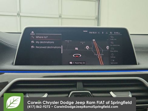 Used 2022 BMW 740i xDrive w/ Premium Package image 25