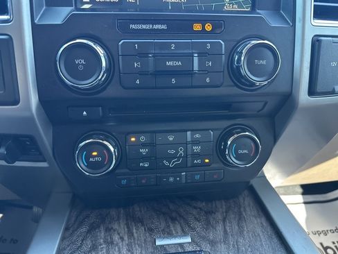 Used 2018 Ford F250 Lariat w/ Lariat Value Package image 25