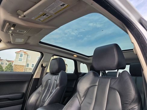 Used 2014 Land Rover Range Rover Evoque Pure Plus image 15