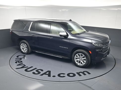 Certified 2023 Chevrolet Suburban Premier image 32