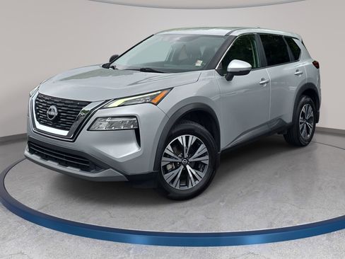 Used 2022 Nissan Rogue SV FWD image 1