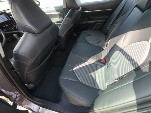 Used 2024 Toyota Camry SE w/ Convenience Package FWD image 17