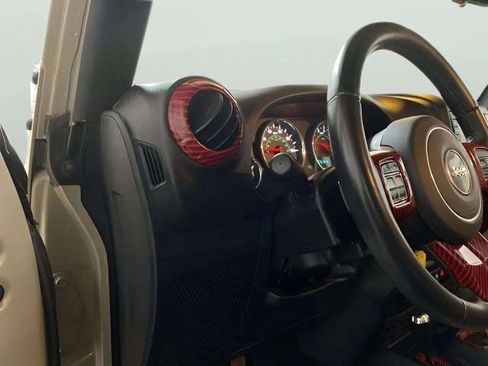 Used 2018 Jeep Wrangler Unlimited Sport S image 53